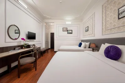 Executive driepersoonskamer — The Lake Silk Hanoi Boutique Hotel & Spa